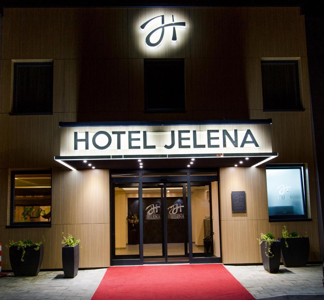Hotel Jelena Баня-Лука Экстерьер фото